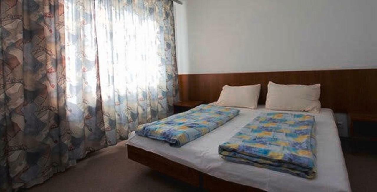 Aranypart Hotel シオーフォク エクステリア 写真
